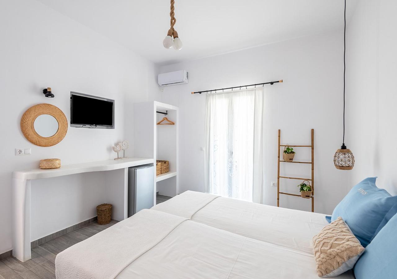 Dorkas Luxury Rooms&Apartments Livadakia Bagian luar foto