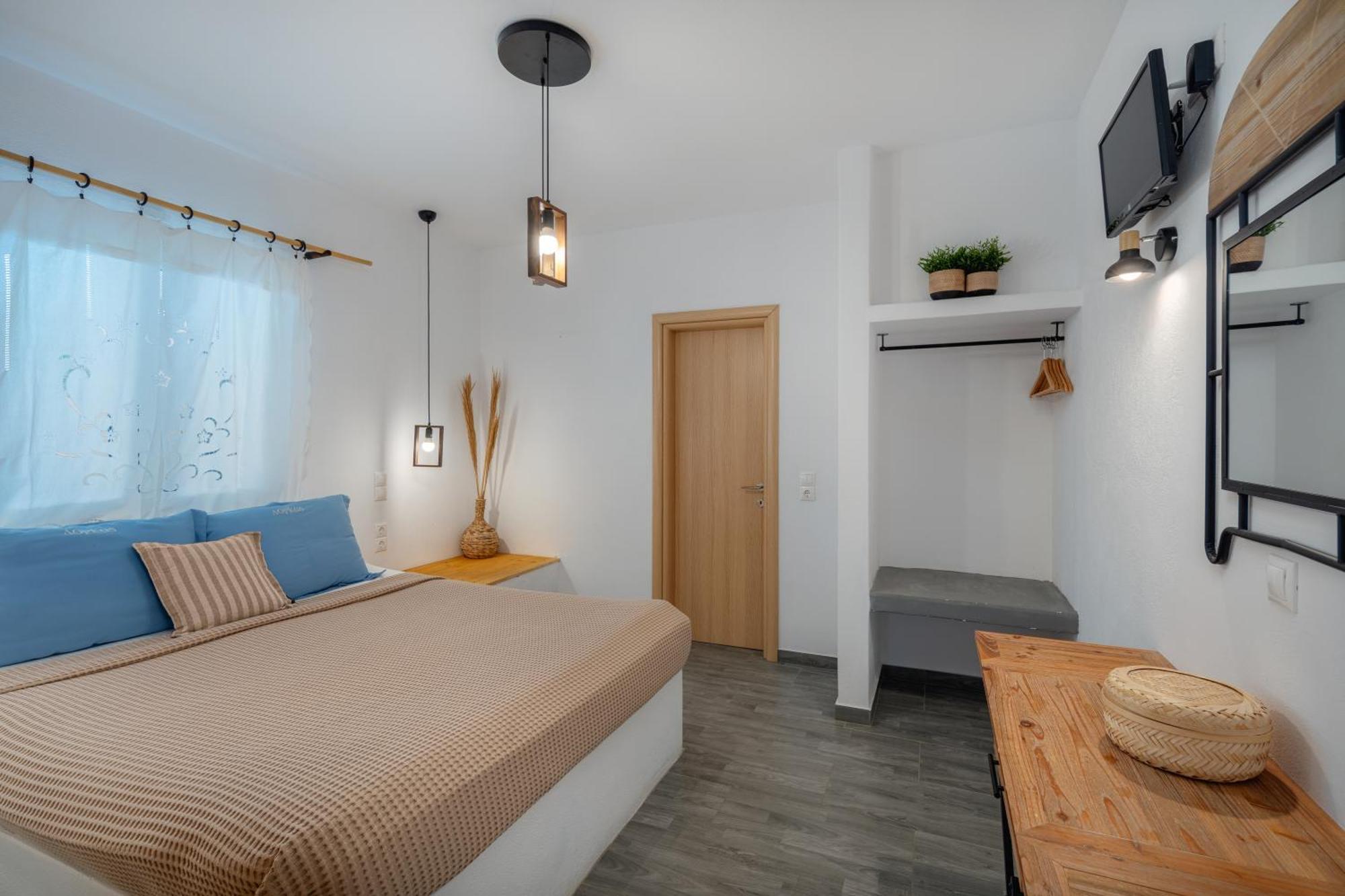 Dorkas Luxury Rooms&Apartments Livadakia Bagian luar foto