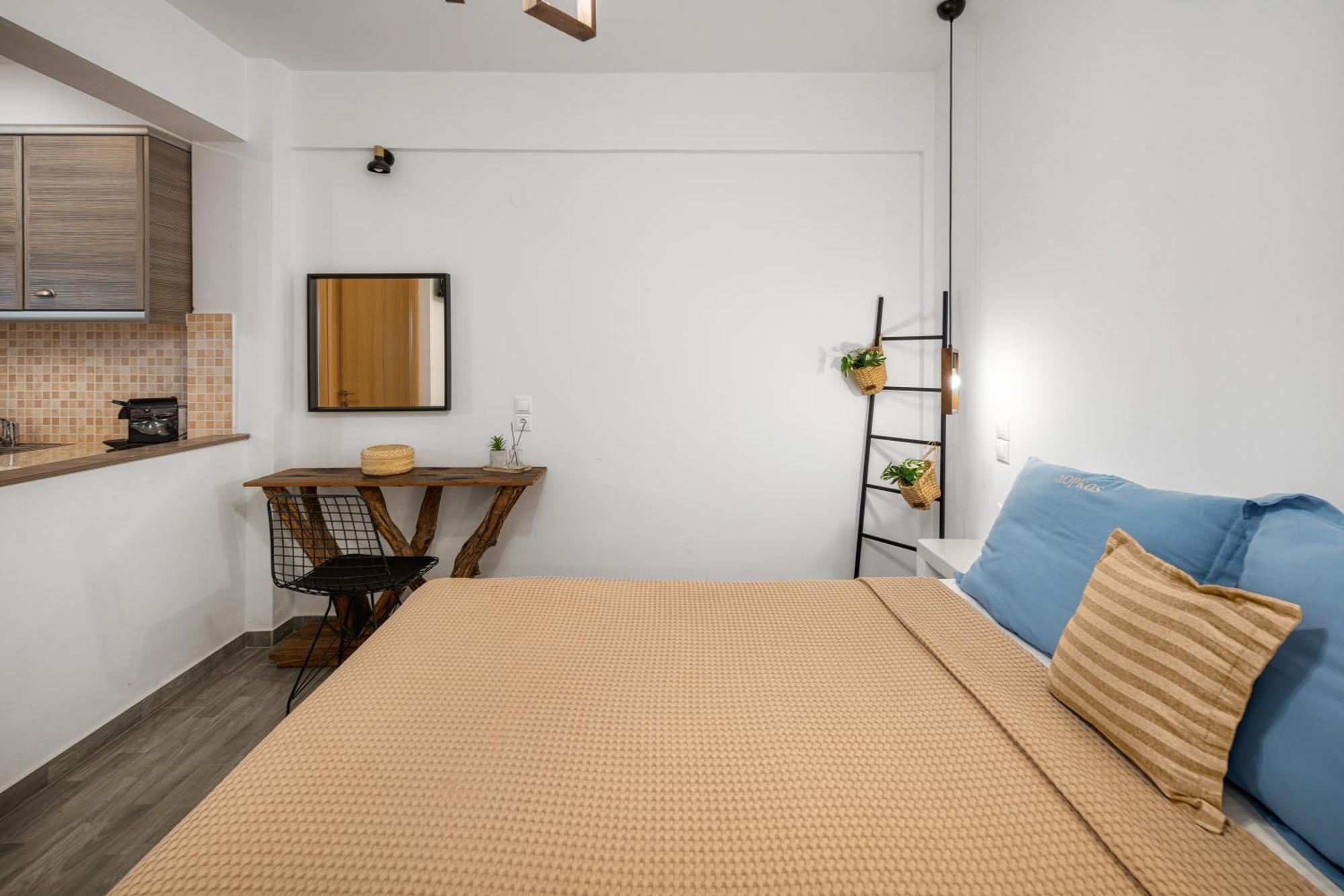Dorkas Luxury Rooms&Apartments Livadakia Bagian luar foto